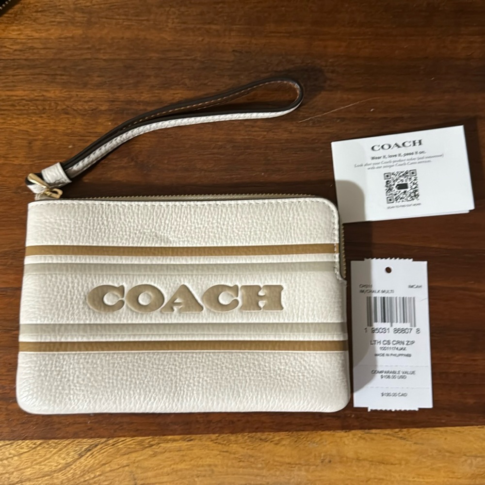 NWT coach wristlet wallet bag $108 cream x nude